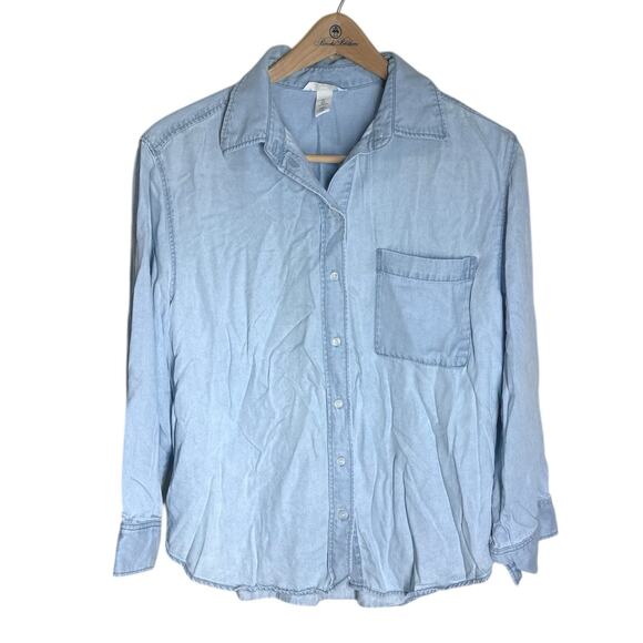 H&M Chambray Denim Shirt Women's Size L Basic Classic Blue Long Sleeve Casual - Picture 1 of 7